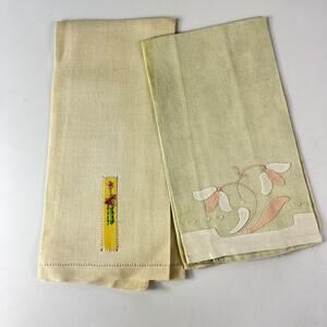 Set Vintage Tea Towel Embroidered Lace Applique Flowers Large Table Doily Linens